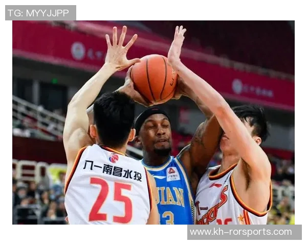 体育实时数据杭州羽毛球队在洲际杯积分榜上以79分稳居第一展现强大实力